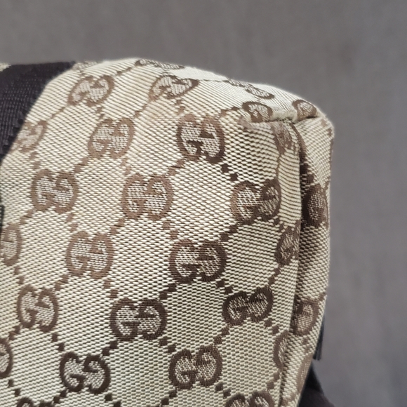 4️⃣2️⃣5️⃣Gucci Authentic belt bag w/ dustbag - Picture 11 of 15